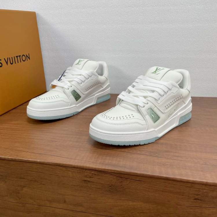 Picture of Louis Vuitton Shoes _SKULVsz39-46hnh081415682